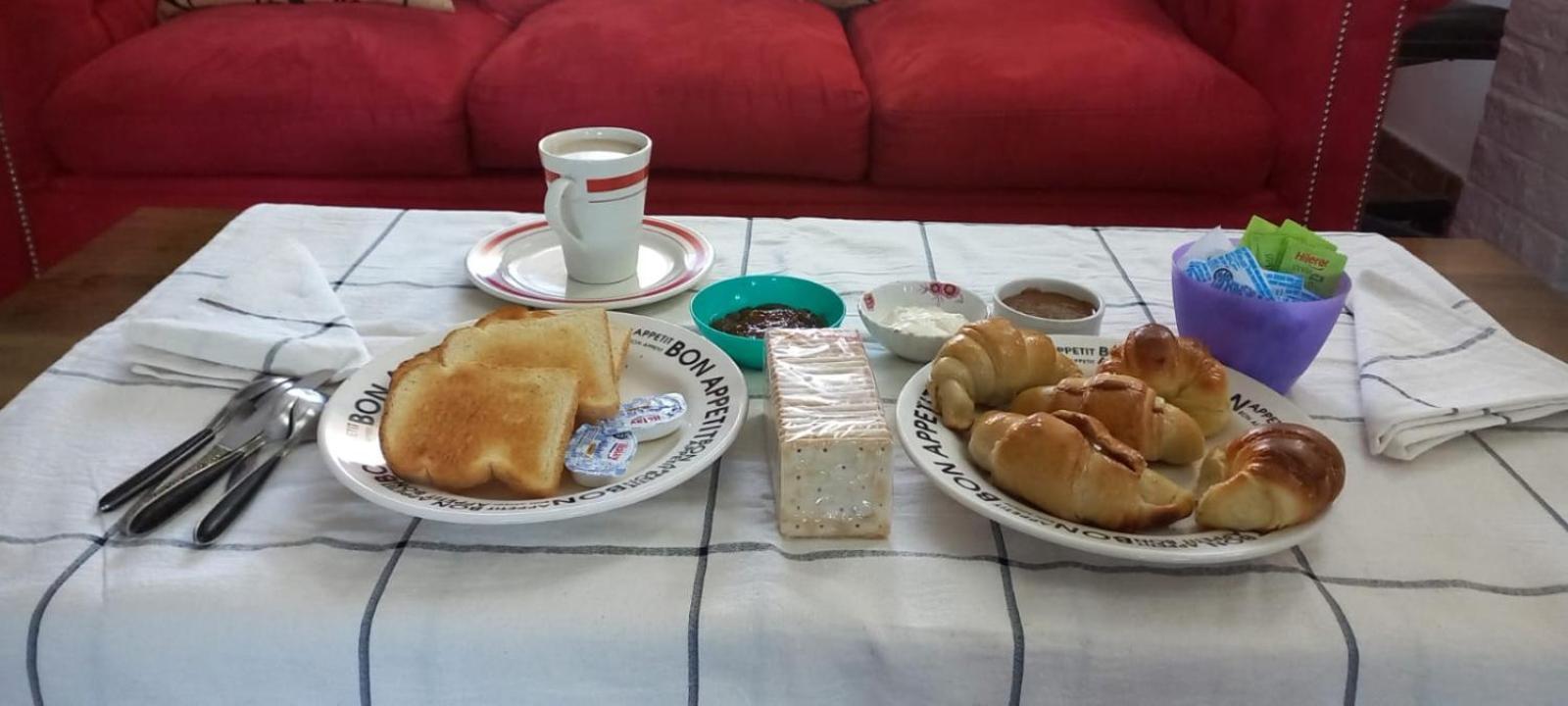 Victoria 3 Bed And Breakfast Ezeiza Εξωτερικό φωτογραφία